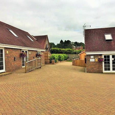 Forest Edge Motel Ticehurst Exterior foto